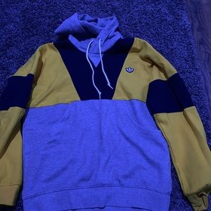 Worn a couple times adidas hoodie medium